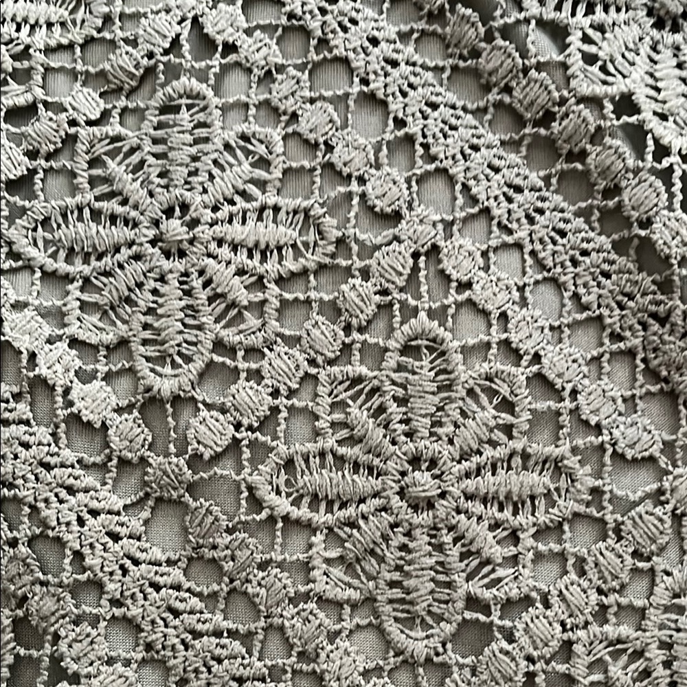 Ultra Pink Olive Lace Blouse - Picture 4 of 6